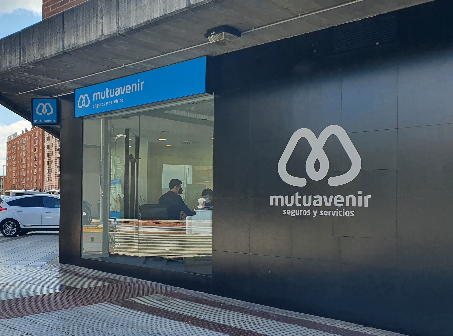 oficina de mutuavenir pamplona mendebaldea